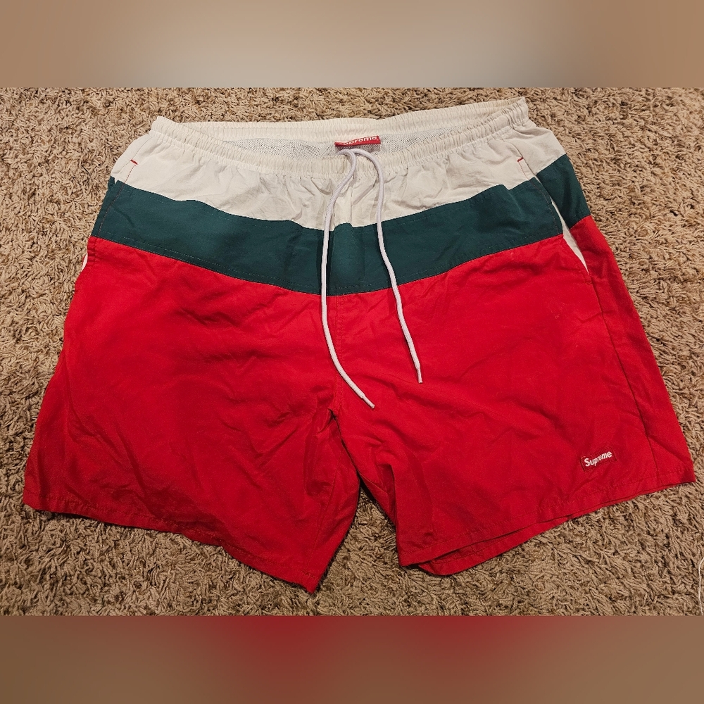 Men Supreme Red/Green/White Swim Trunks Large Gucci